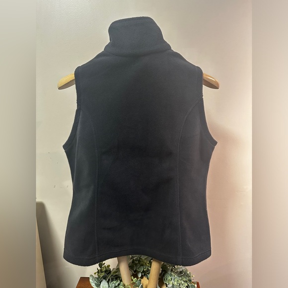 Columbia Women’s Black Fleece Zip-Up Vest Size M - Picture 3 of 4